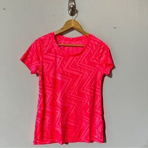 Be Inspired Pink Geometric Activewear Top – Size M – Short Sleeve Polyester